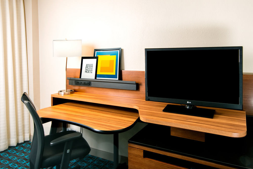 Fairfield Inn & Suites By Marriott Charlotte Uptown Kültér fotó